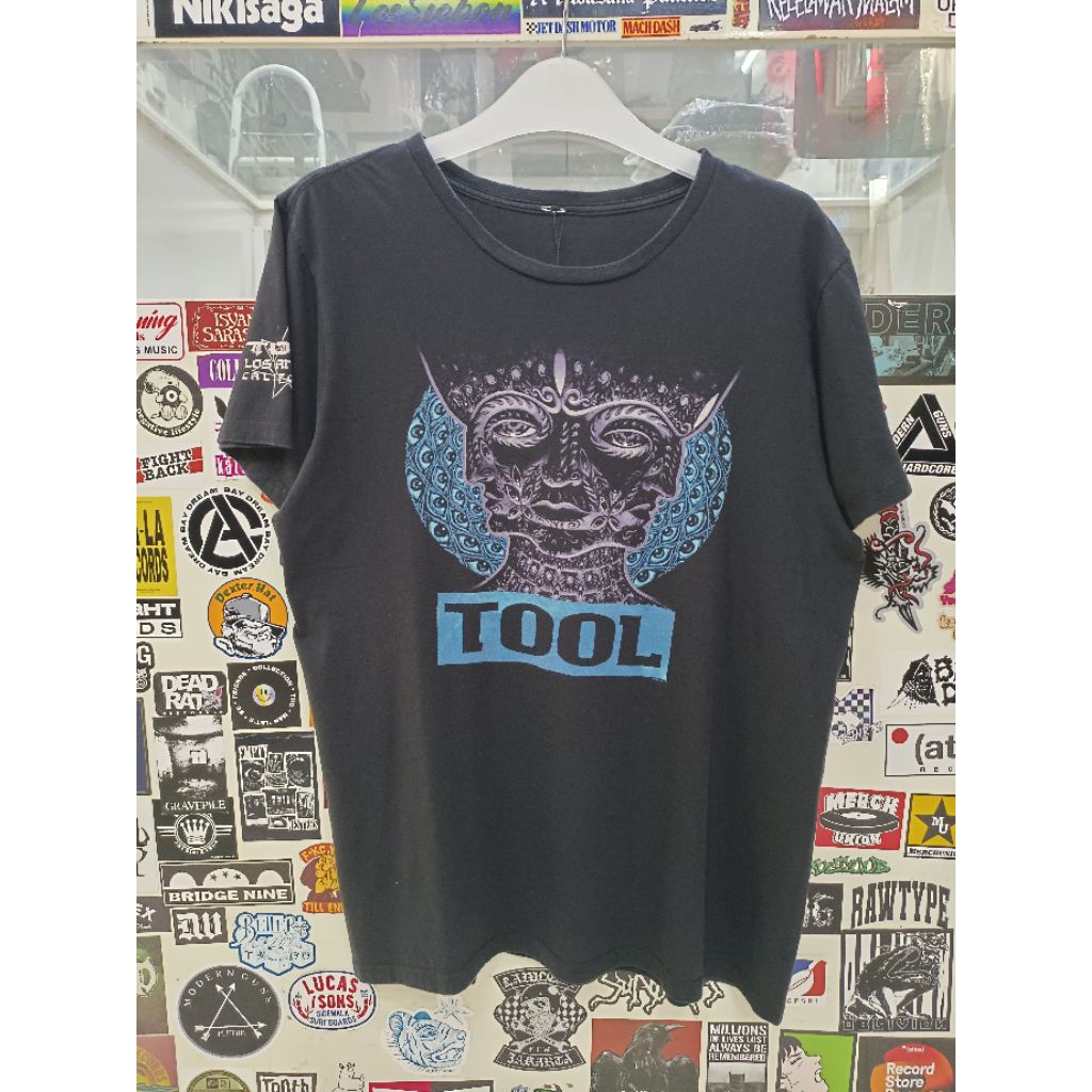 kaos band TOOL