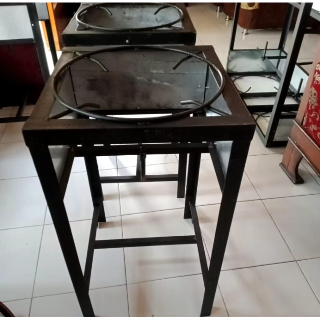 DUDUKAN KOMPOR SEMAWAR/DUDUKAN KOMPOR API SERIBU