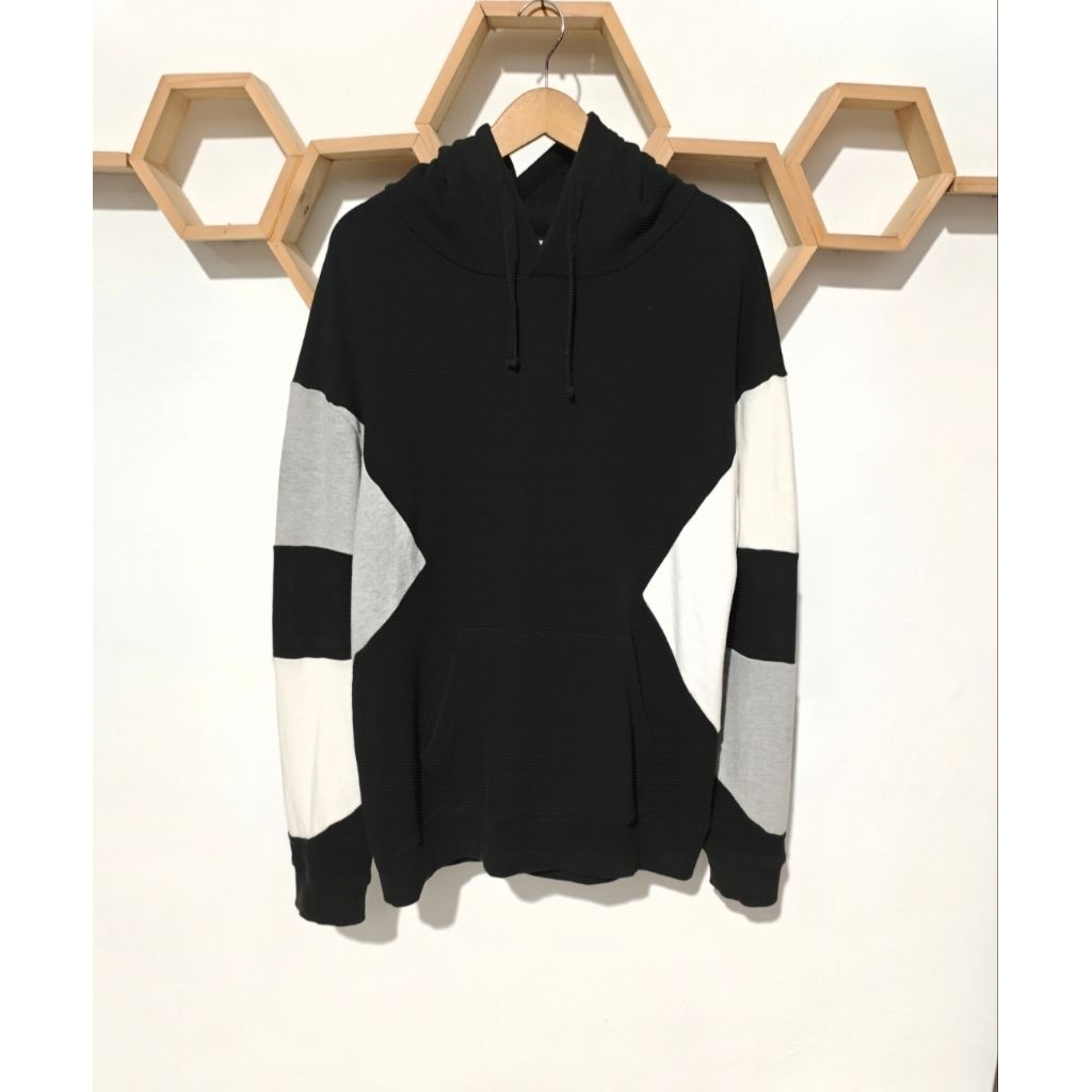 HOODIE DESIGN UNITED PRIA SIZE XL