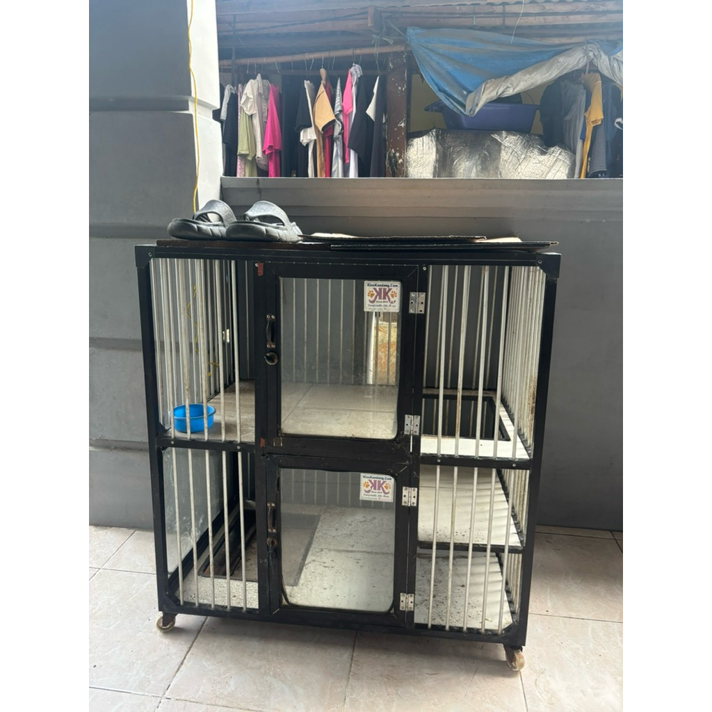 kandang kucing bekas