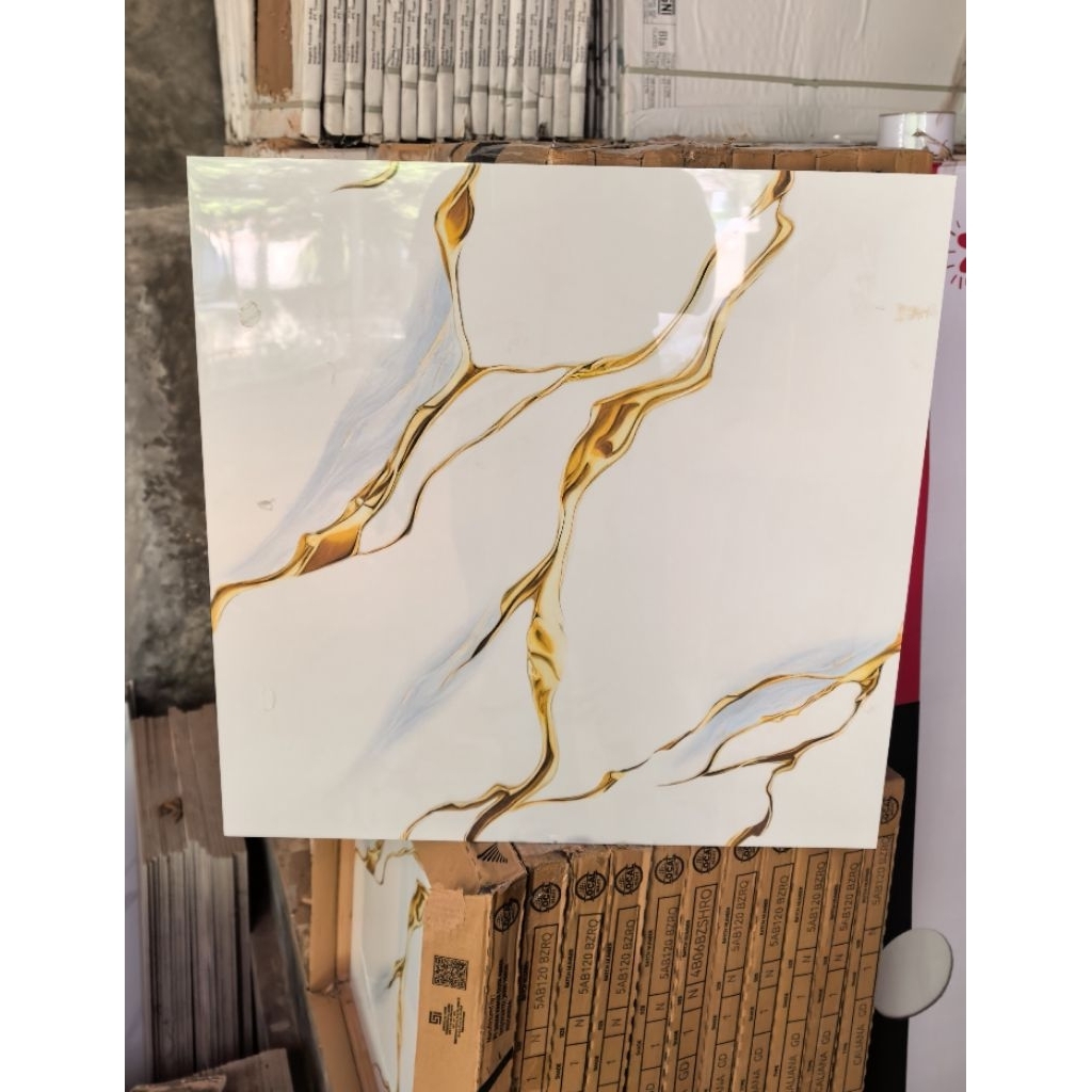Granit lantai arna Caliana Gold 60x60