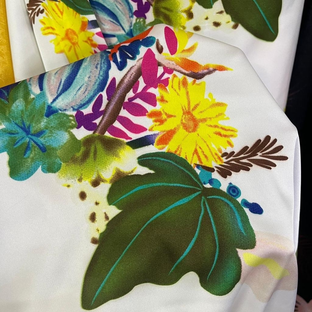 kain armany silk motif bunga premium - kain armany silk original - kain silk luxury - kain armany si