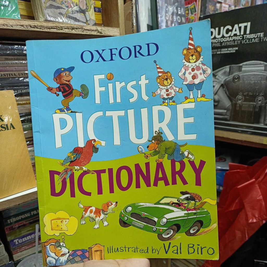 OXFORD First Picture Dictionary