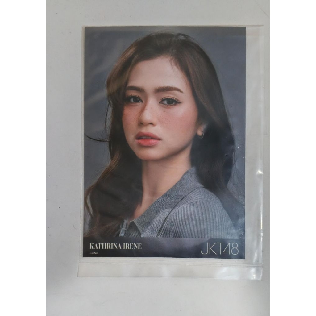 Official Photopack Kathrina JKT48 Freckless Calendar 2026