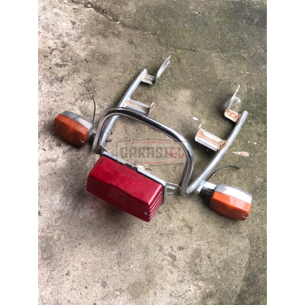 Begel Belakang Set Suzuki A100 Original