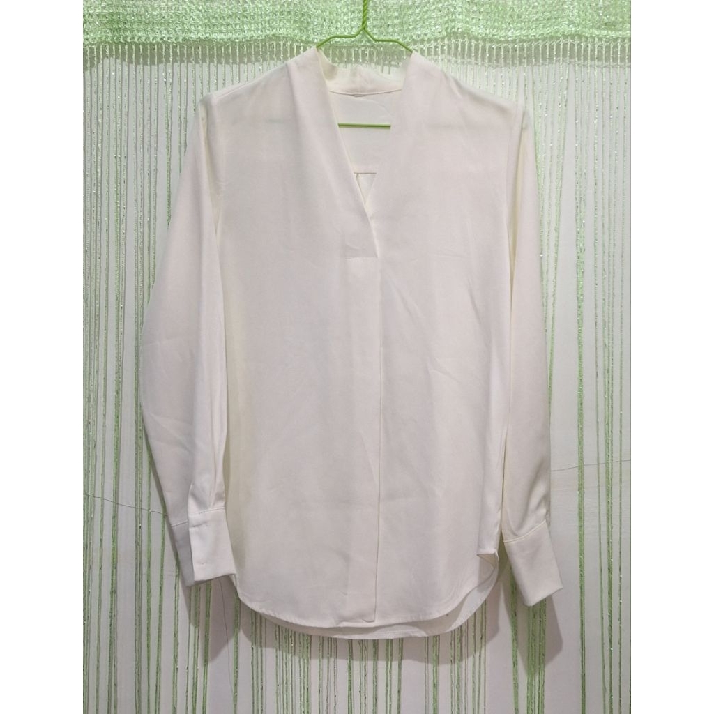 blouse blus wanita putih polos lengan panjang