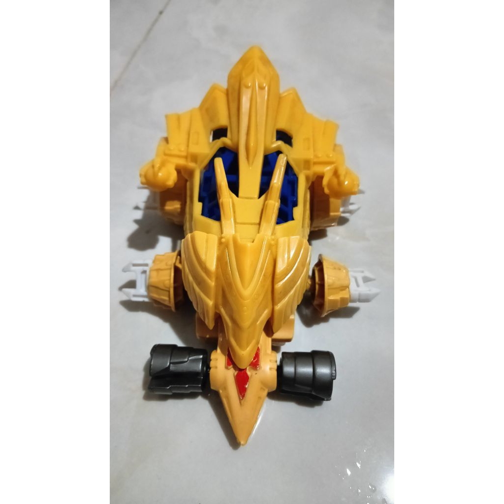 Crush Gear Gaiki KW