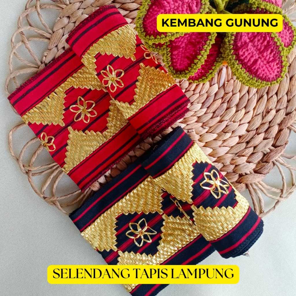 Selendang/Bisban Sulam Tapis Lampung - Bisban Tapis Motif Kembang Gunung - Selendang Acara Khas Lamp