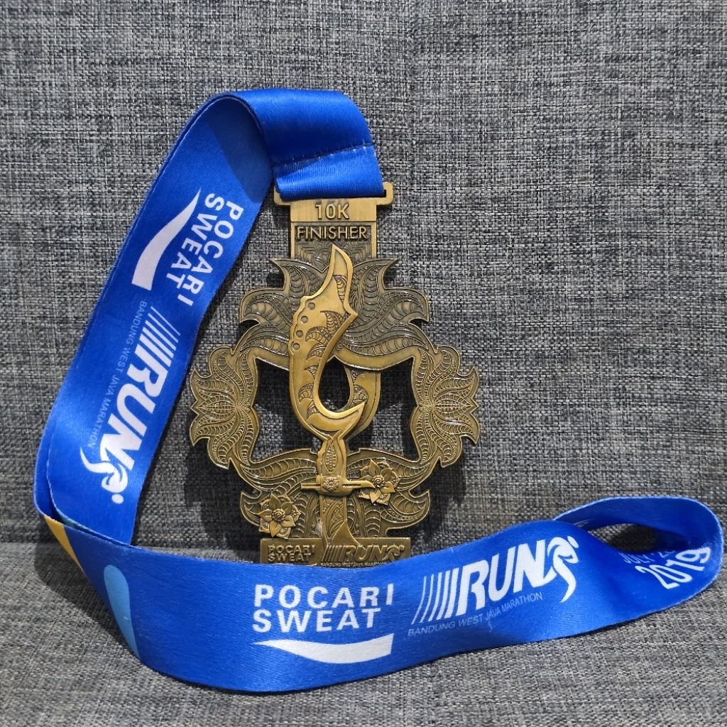 Medali running finisher Pocari Sweat 10k Run 2019
