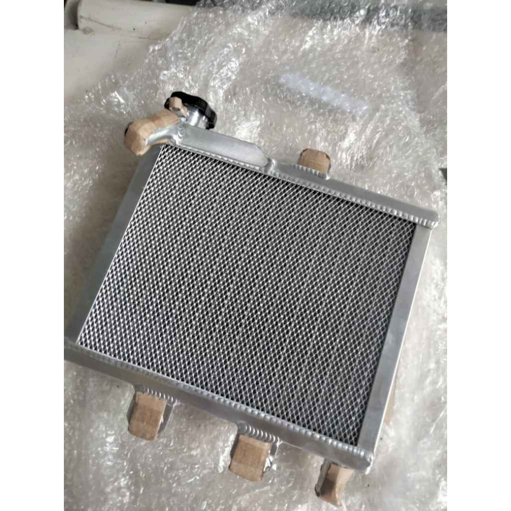 Radiator QTT Flat 2 Ply Nmax Aerox New Old Vario PCX 125 150 160 Ninja R RR Sonic