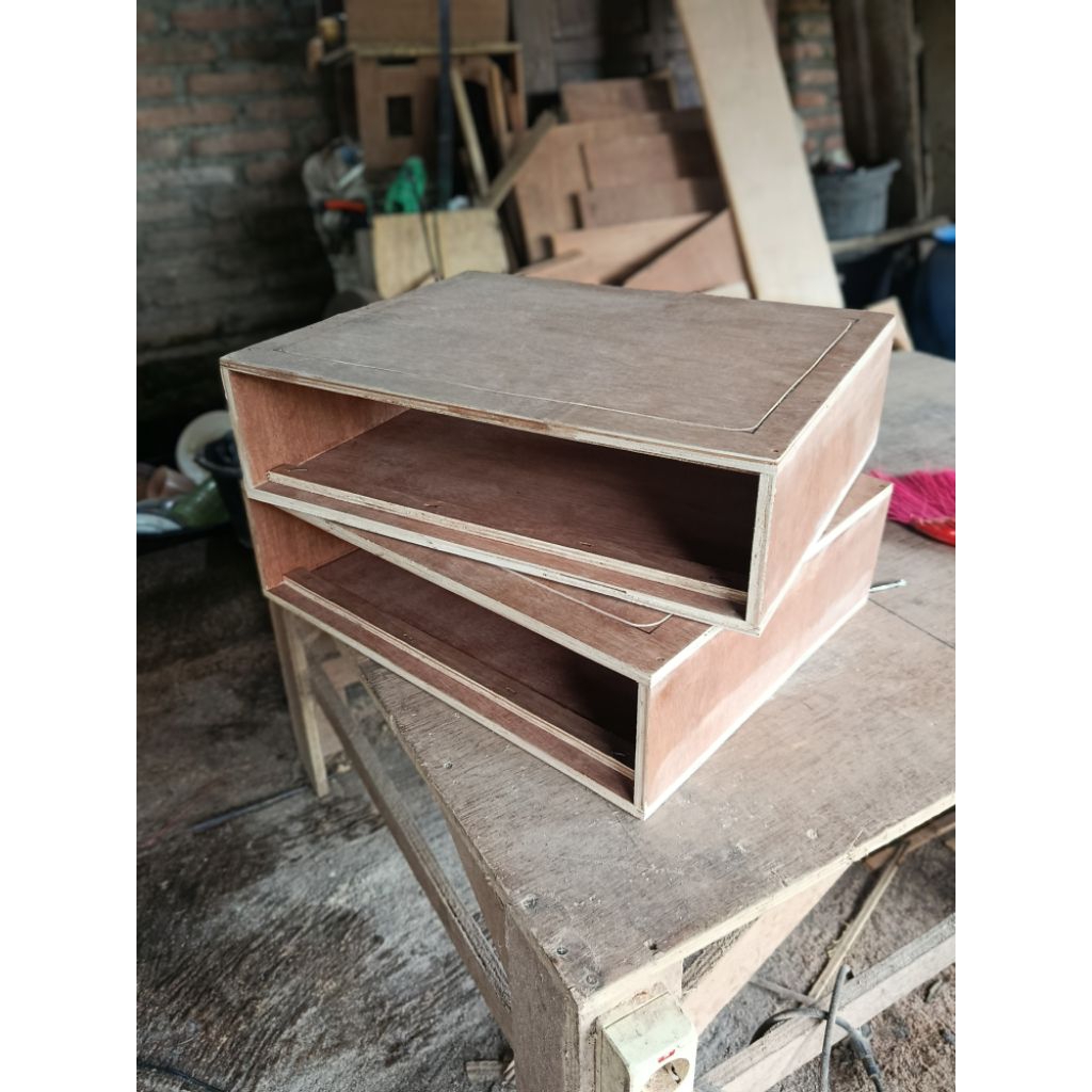 Box Power Model Pakai Panel CA 10-20A