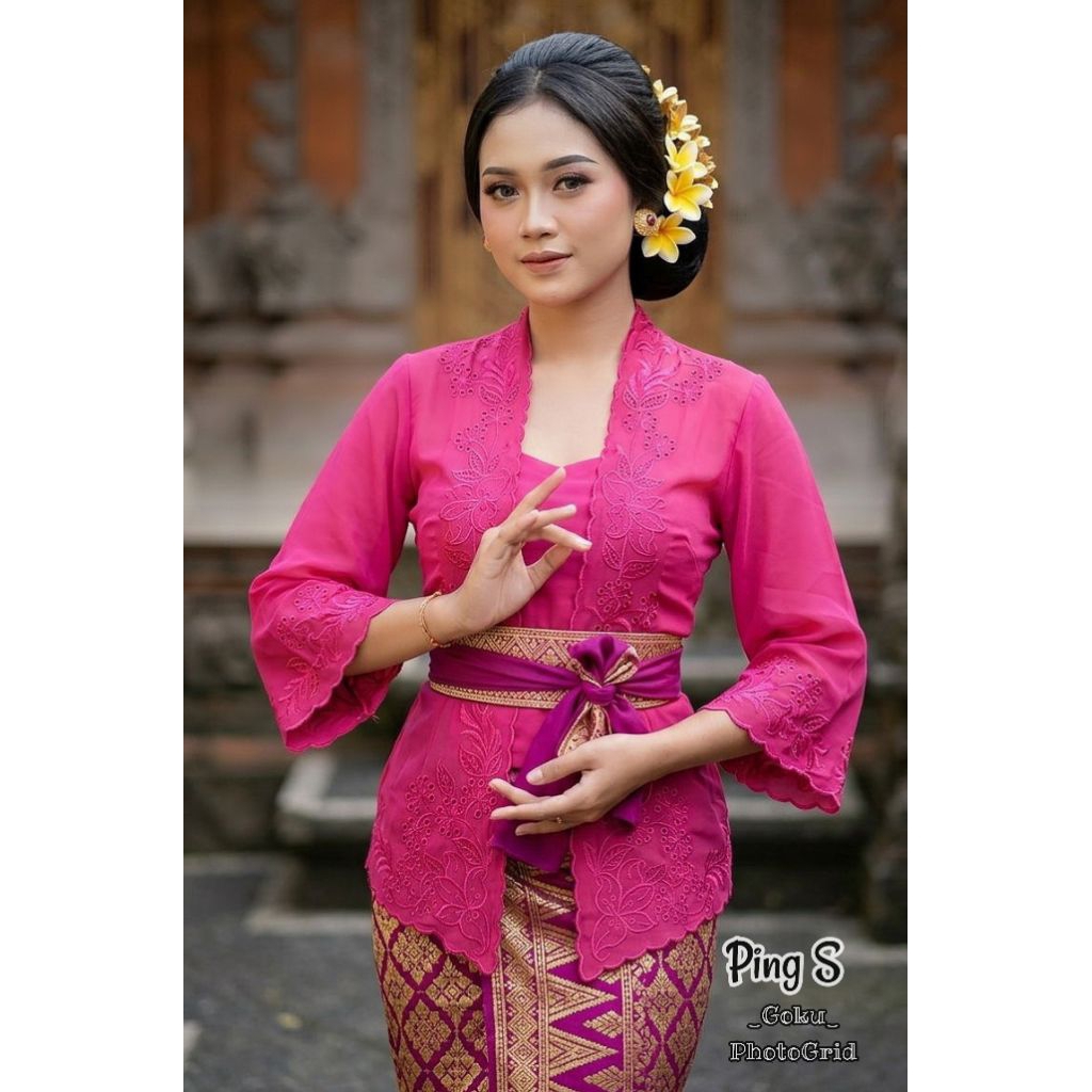 kebaya bordir motif terbaru