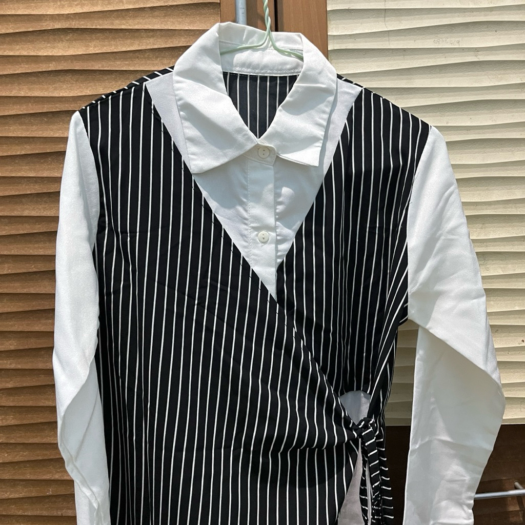 (PRELOVED) Tunik garis-garis / Gamis garis-garis / Hitam Putih