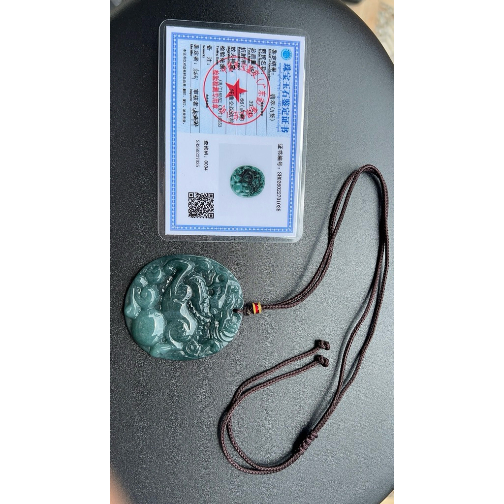 Liontin Giok Qilin/Kylin Terbang Guatemala Deep and jelly Green Oily Bersertifikat Type A 100% Giok 
