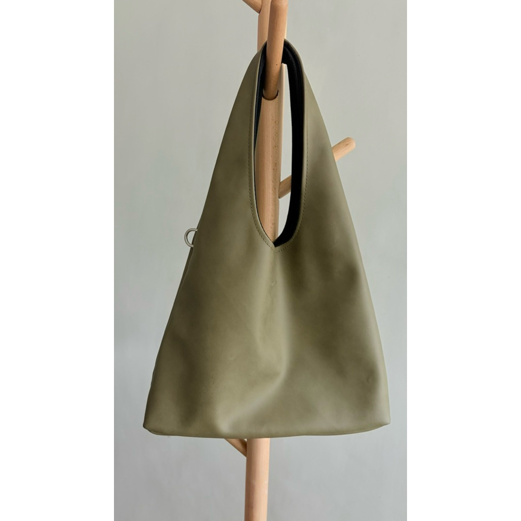 Limited Studio Cloud Bag