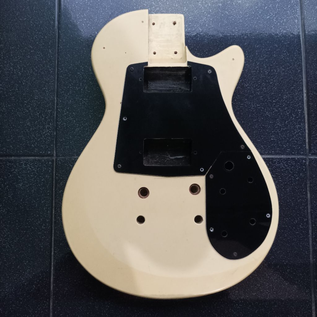 body gitar listrik HAGSTROM model Les Paul, BONUS pickguard