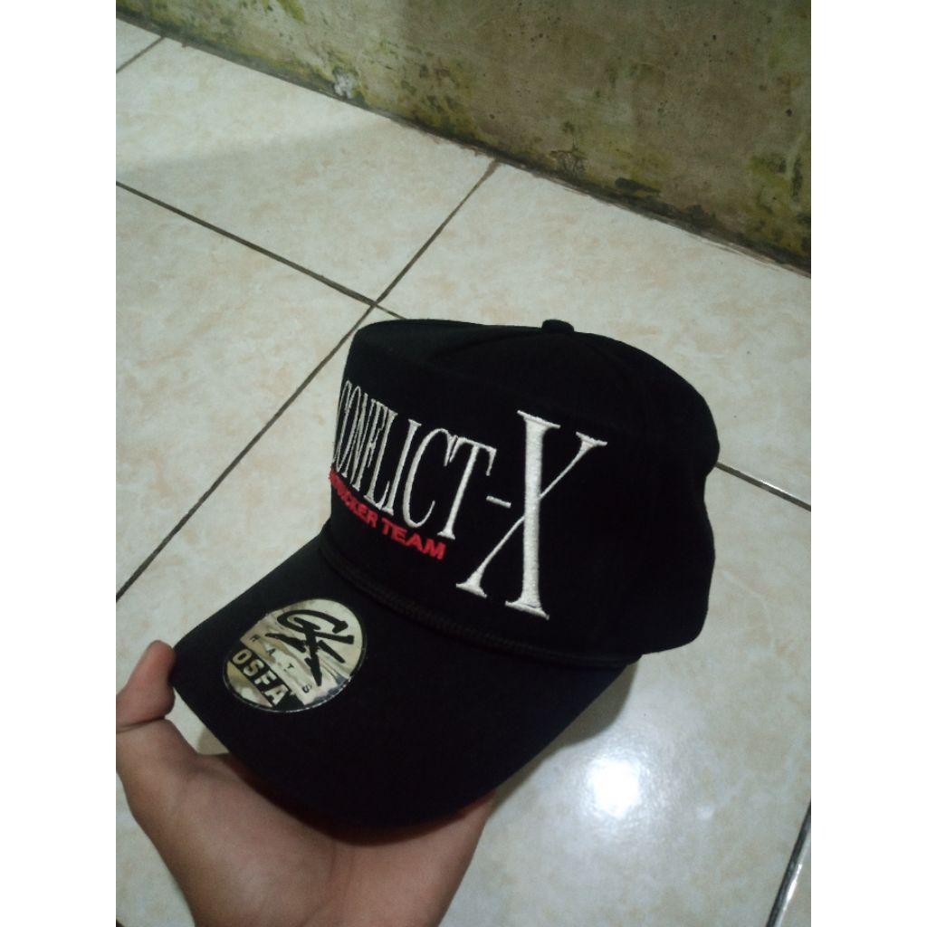 Topi Conflict-X