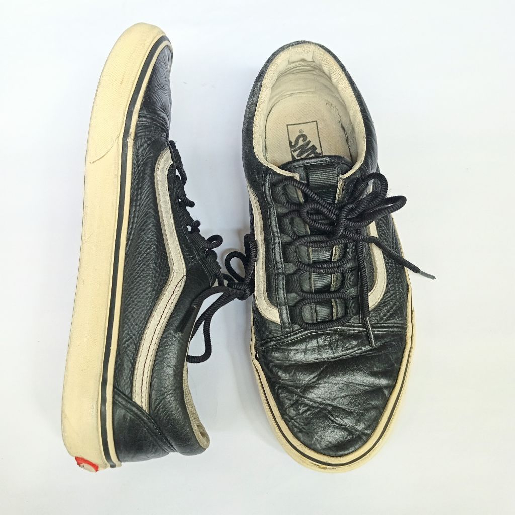 Sepatu Second Original Vans Old Skool Leather Kulit Black Marshmallow Vintage