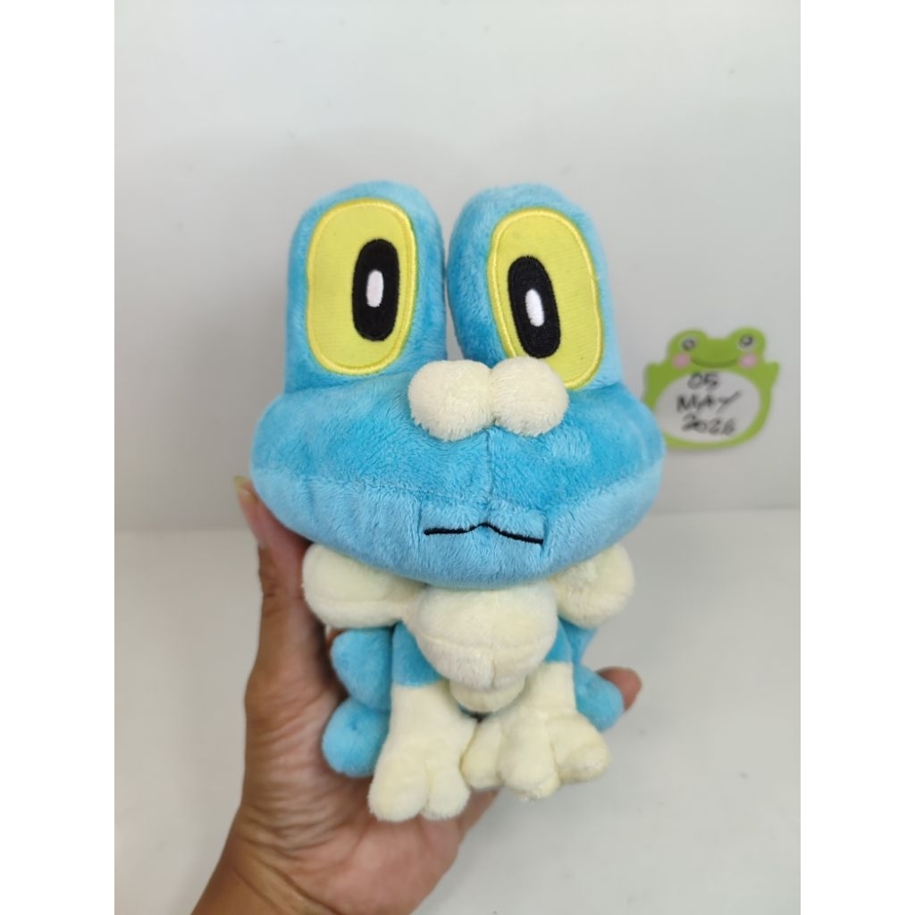 boneka froakie pokemon froakie original pokemon center