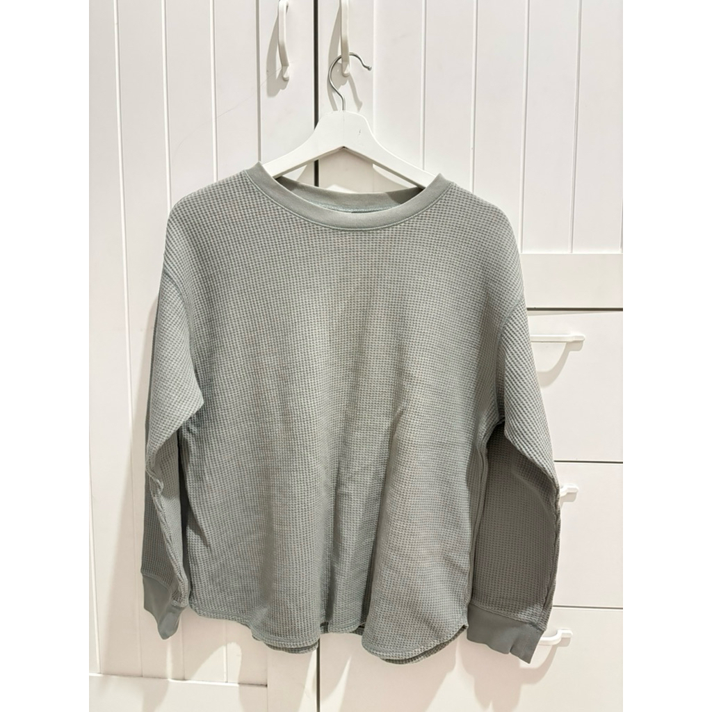 uniqlo waffle shirt