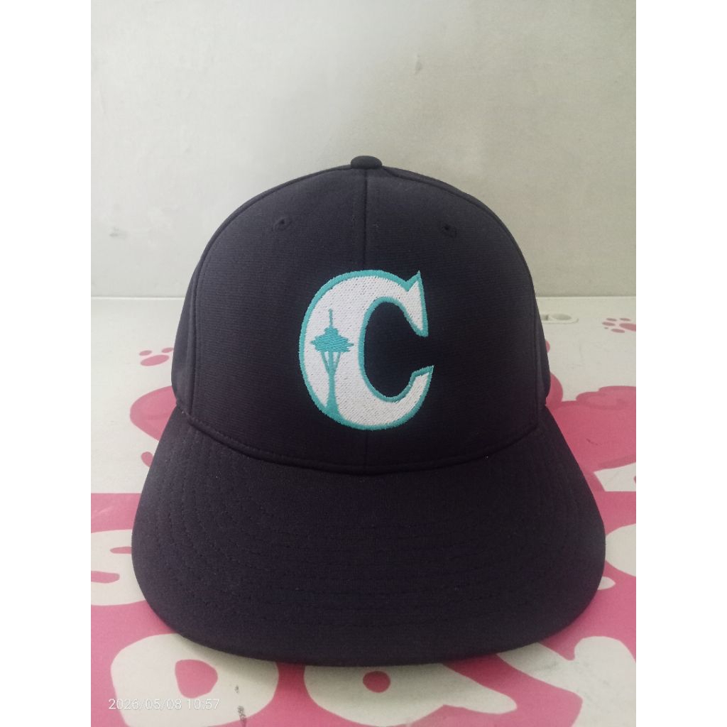 topi snapback caps logo c