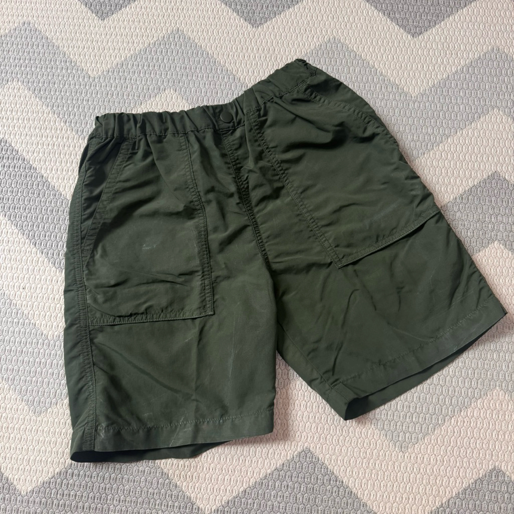 Short Pants Kids Uniqlo / Celana Pendek Parasut Anak Laki-laki Uniqlo - Preloved