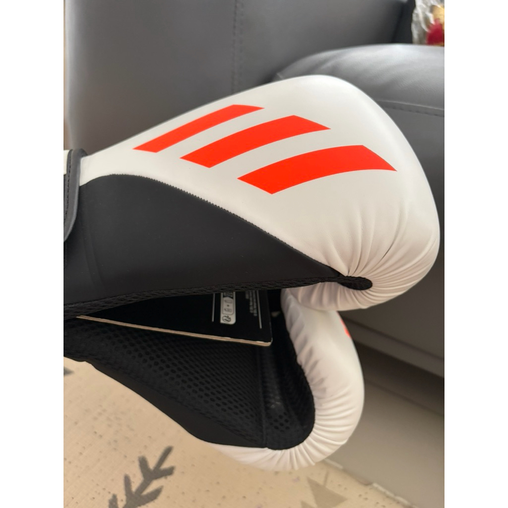 Adidas Speed Tilt 200 Boxing Gloves
