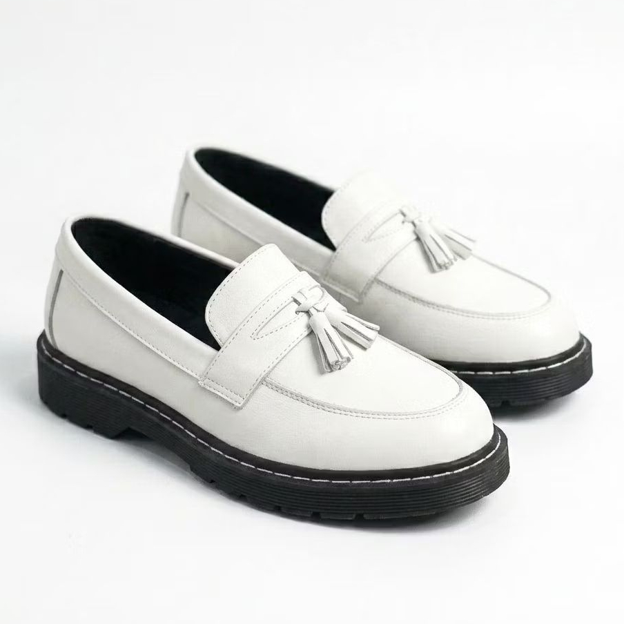 SPECTRE Sepatu Formal Loafers Putih Docmart Pria