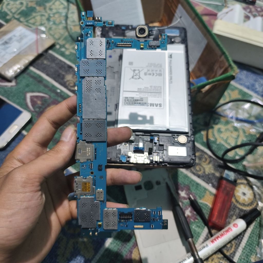 MESIN+KAMERA SAMSUNG TAB SM-T705 HIDUP NORMAL BERGARANSI
