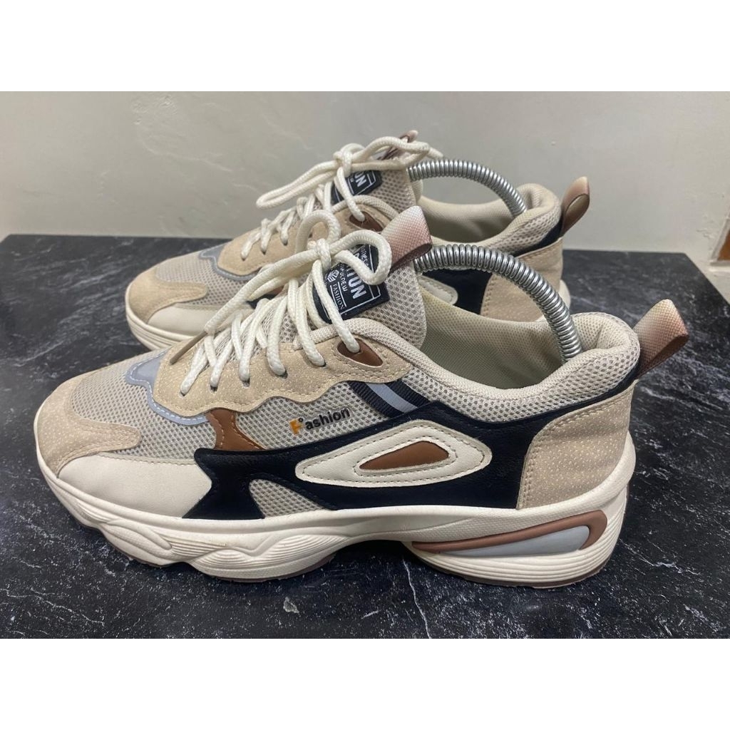 Sepatu Fashion sneakers pria second original
