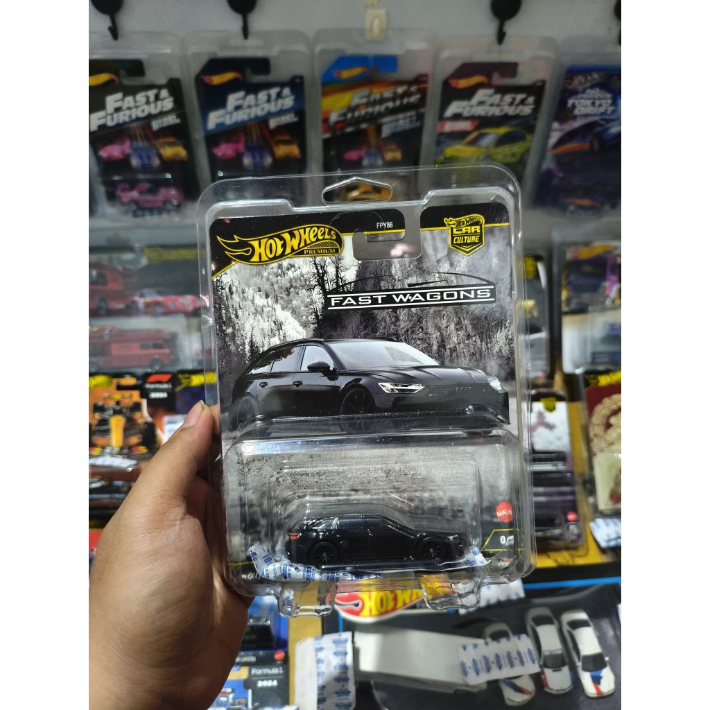 Hot Wheels Premium Chase Car Audi Rs 6 Avant