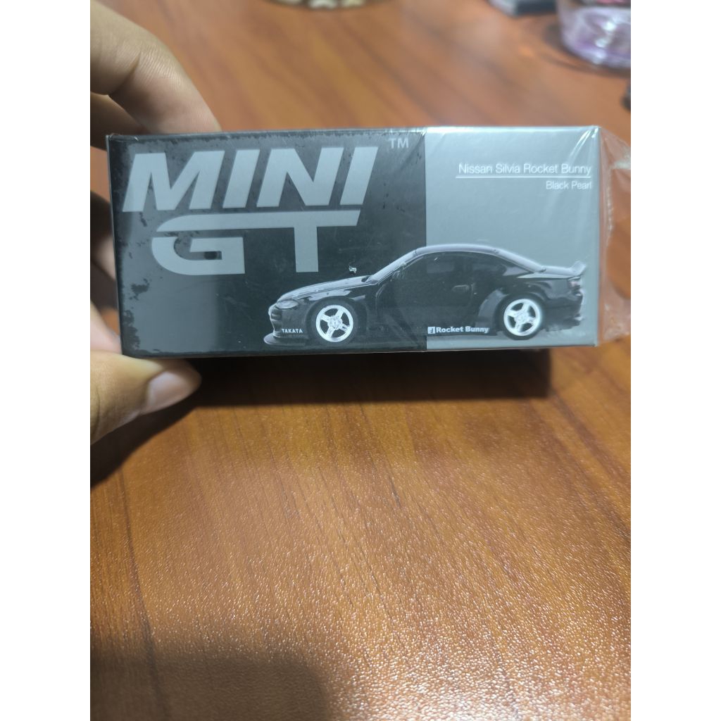 Mini GT Silvia Rocket Bunny (Black Pearl)