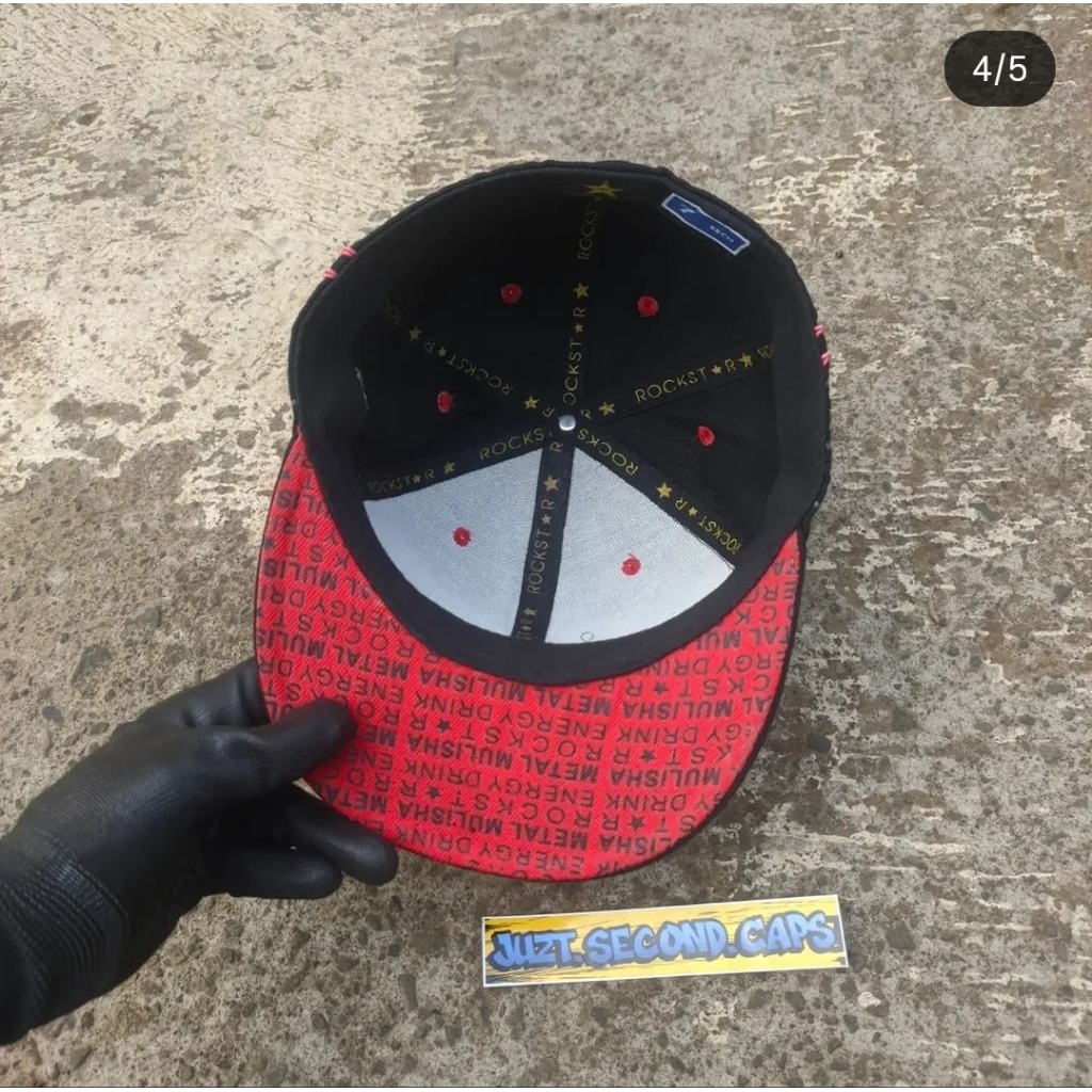 TOPI SNAPBACK LOGO BINTANG