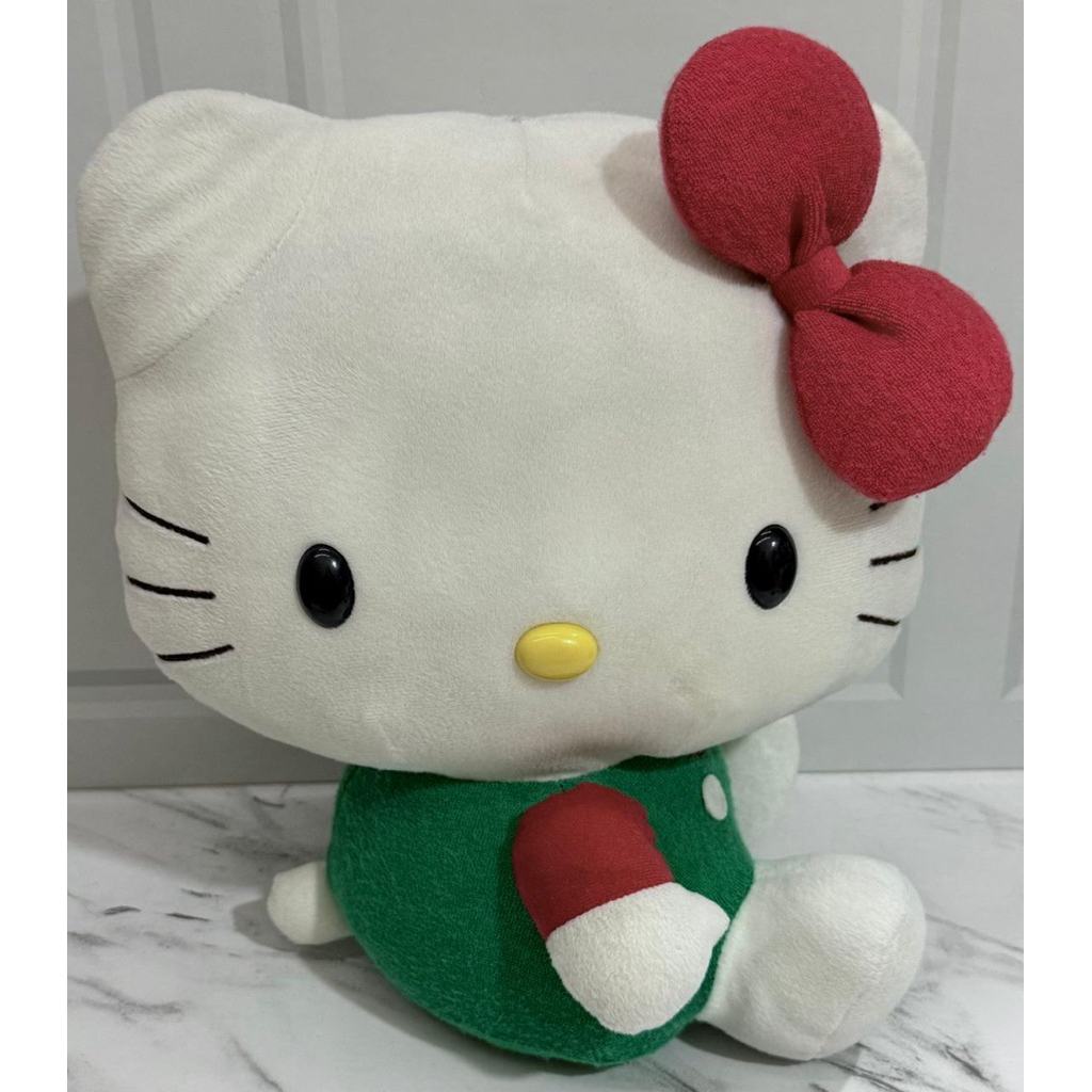 Boneka Plushie Hello Kitty Classic Vintage Baju Hijau Eikoh Sanrio