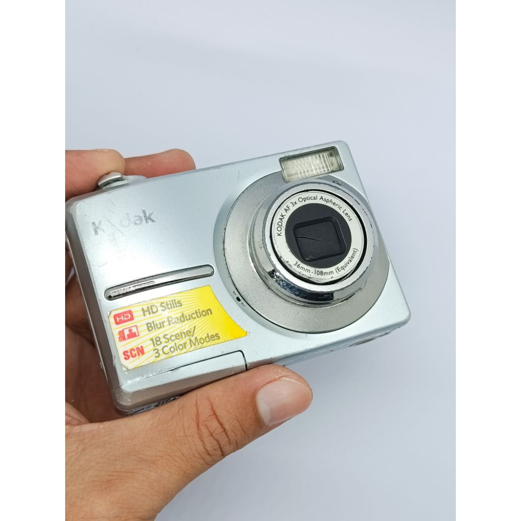 Kamera digicam Kodak EasyShare C913 (bahan)