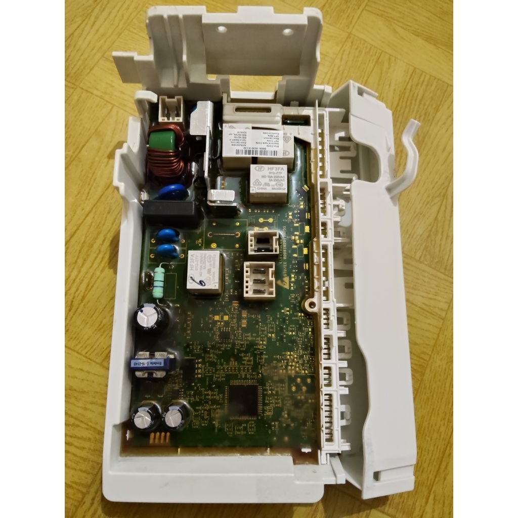 MODUL PSU MESIN CUCI ELEKTROLUX EWF 10847/EWF85747