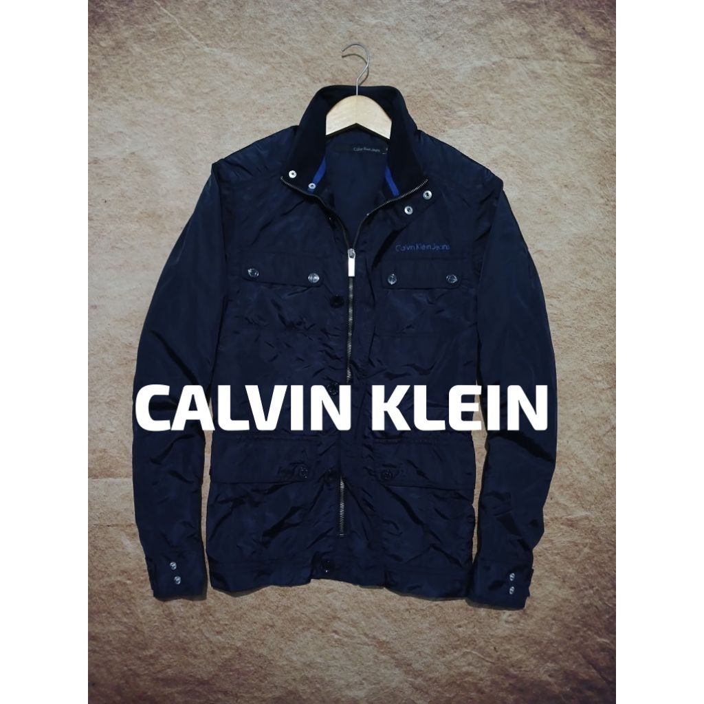 Jaket casual keren CALVIN KLEIN recomend bekas murah