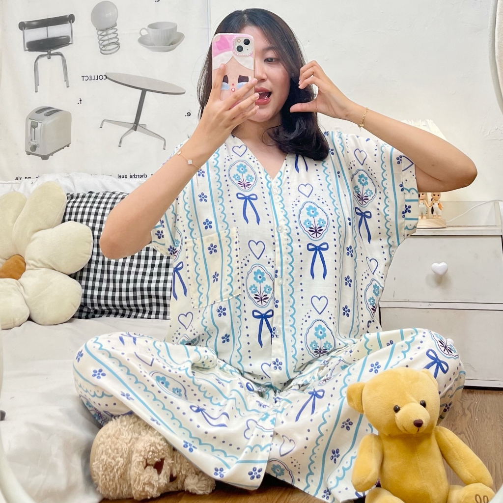 Sapasara - Piyama Jumbo Bali LD 120 Setelan Baju Tidur Wanita Kancing Depan Lengan Pendek Celana Pan