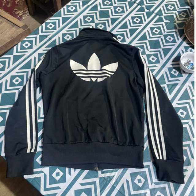 adidas big logo