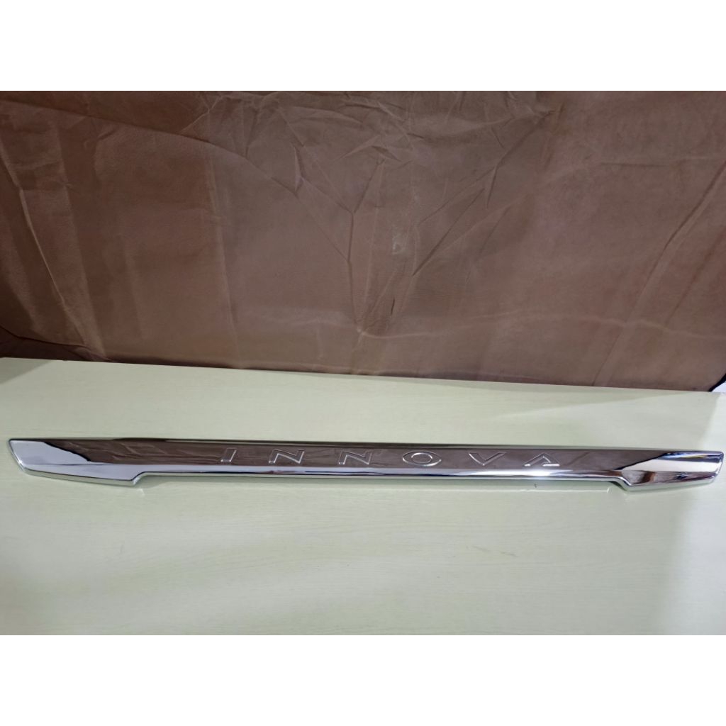 Trunk Lid Grand New Innova 2012 - 2013 Emboss