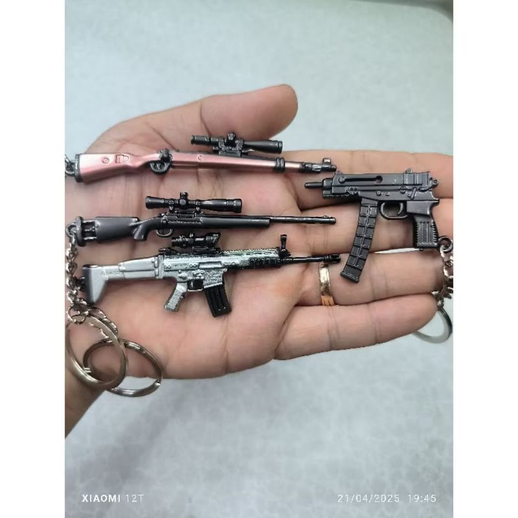 gantungan kunci model pistol miniatur untuk gantung kunci