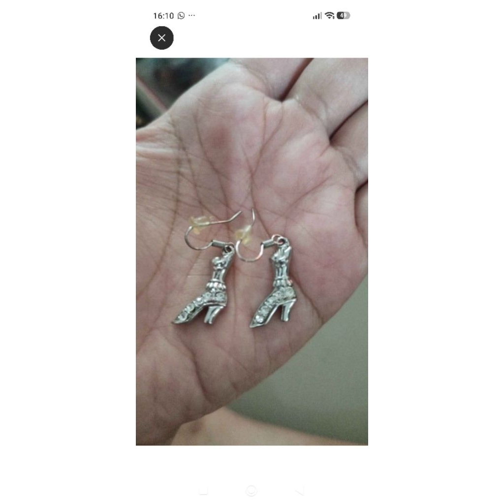 anting wanita panjang
