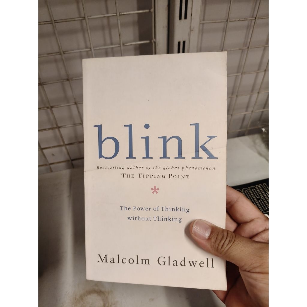 Buku Bekas English Malcolm Gladwell Blink The Power of Thinking Without Thinking
