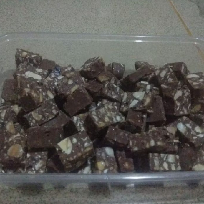 patahan coklat silverqueen