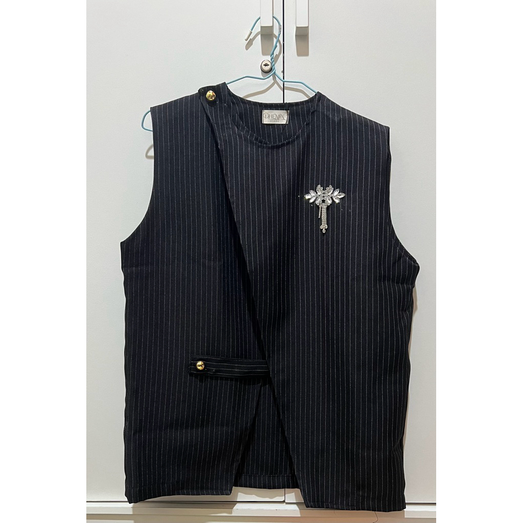 VEST yumna vest motif salur simple elegant dengan aksen manik lucu trend 2026