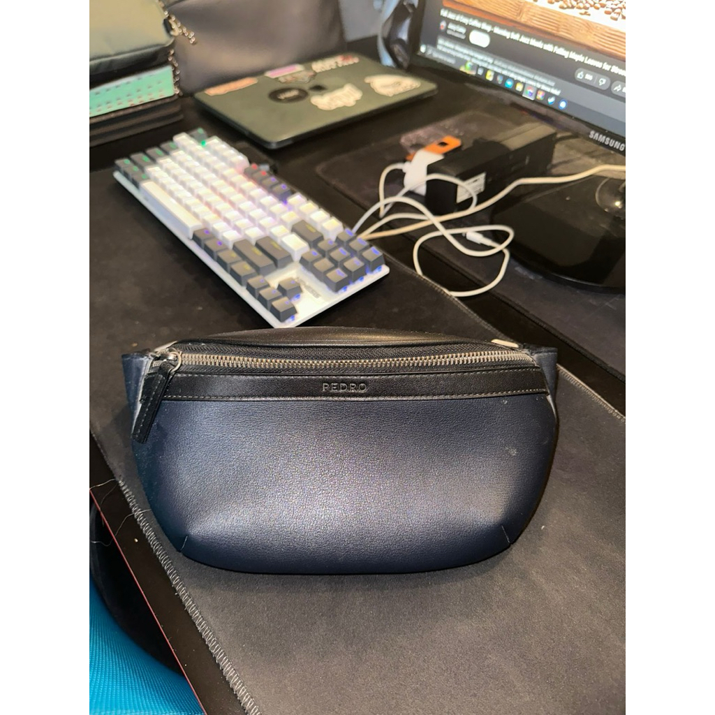sling bag / waist bag Pedro black