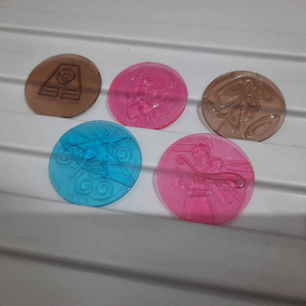 5 pcs - tazos - avatar the legend of aang / the last airbender - second as is condition