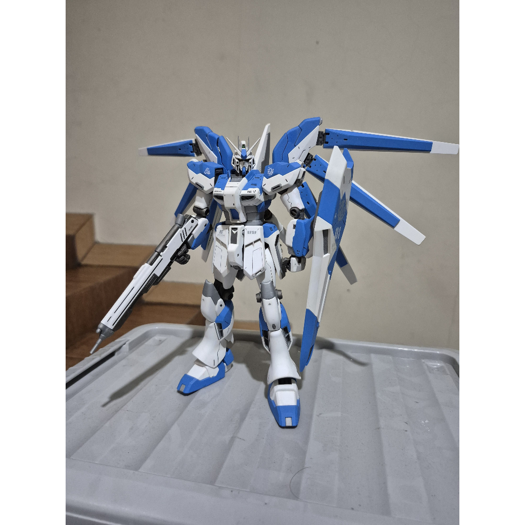MG Hi nu Bandai