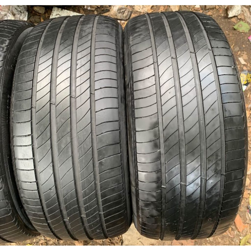 ban 215/55/17  ban second copotan kondisi mulus tahun rata² di 2023 minimal ke atas ban tubeless, me