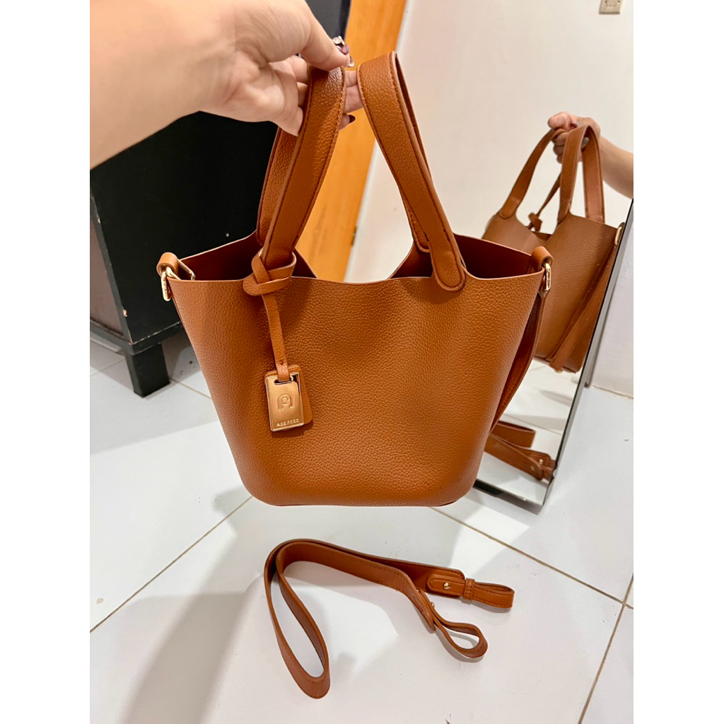 Preloved tas Age Free + sudah dengan tali